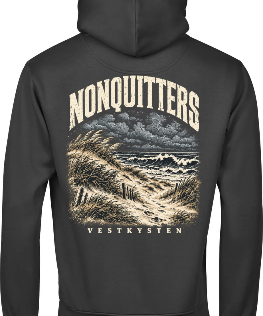 Vestkysten NONQUITTERS hoodie i sort – ryg